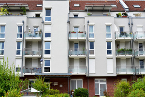  Nach der Sanierung erstrahlen die Gebäude in neuem Glanz 