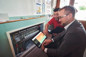  „Fonterra Smart Control“ kann in der Kita in Neuwied über das WLAN-Modul komfortabel am Tablet programmiert werden 