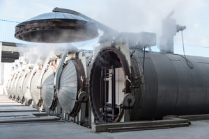  Die Autoklaven zur Dampfhärtung von Erdgas auf grünen Strom umzustellen, ist technisch möglich. Ohne Investitionsförderung wird die Transformation allerdings für die meisten Unternehmen nicht finanzierbar sein.  