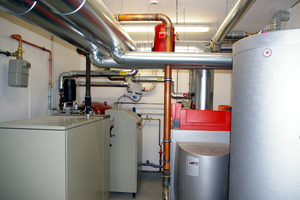  Eine Frage der Risikoabschätzung: In Räumen mit hohen Wärmeeinträgen, wie einem Heizungskeller, kann sich Trinkwasser kalt sehr schnell hygienekritisch erwärmen 