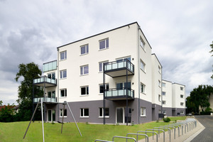  Links: ALHO realisierte für Vonovia einige Bauvorhaben – darunter auch diese Punkthäuser in Bochum 