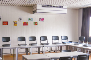  Für die Nachrüstung in Schulen: DUPLEX Vent für die Wand- und Deckenmontage 