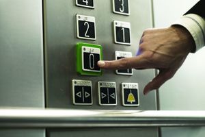  Vermieter müssen dafür sorgen, dass der Aufzug so sicher wie möglich ist 