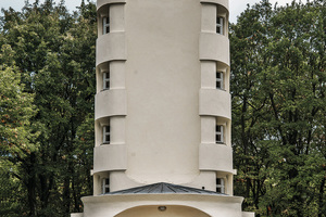  Der Einsteinturm in Potsdam hat Erich MendelsohnAnfang der 1920er-Jahre über Nacht berühmt gemacht. 