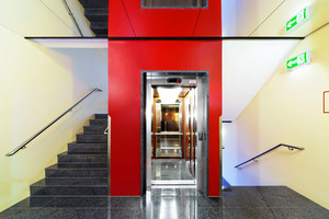  So sollte es immer sein: Das Treppenhaus trennt Aufzug und schutzbedürftige Räume 