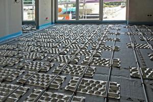  Das Heizsystem PYD-ALU FLOOR Nass wurde auf einer Gebäudenutzfläche von 4.900 m² verlegt 