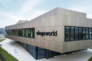 Mit der Viega World hat am Standort in Attendorn (NRW) eines der nachhaltigsten Bildungsgebäude der Sanitär- und Heizungsbranche eröffnet.&nbsp;  