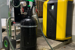  Eine mobile SpiroPure ProFill zur Aufbereitung des Systemwassers und ein Vakuumentgaser SpiroVent Superior S600 