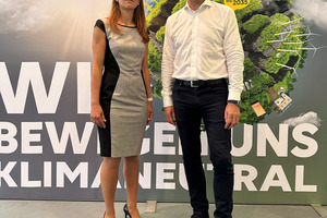  Informierten über geschäftliche Entwicklungen: EWE-Vorstandsvorsitzender Stefan Dohler und Franziska Althaus, stellvertretende Leiterin der Netzregion Brandenburg/Rügen. 