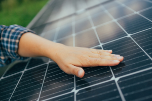  Mit Photovoltaikanlagen können Bewohner einen Teil ihres Strombedarfes decken und sind so unabhängiger von anderen Energieerzeugern&nbsp; 