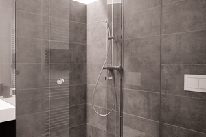  Blick in ein fertiges Badezimmer: Die Betätigungsplatte von TECEnow in Weiß fügt sich harmonisch in das hochwertige und dezente Design der Innenausstattung ein 