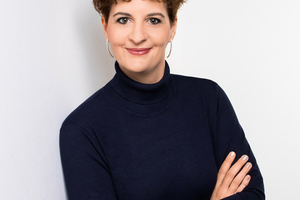  Maike Homberg:&nbsp;„Statt kleinteiliger Einzelleistungen unterschiedlichster Gewerke setzt die serielle Sanierung auf digitale Planung, industrielle Vorfertigung und standardisierte Prozesse.“ 