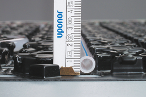  Wird bei einer Renovierung nachträglich eine Fußbodenheizung installiert, eignet sich Uponor Minitec. Das Nassbausystem ermöglicht eine minimale Aufbauhöhe von nur 15mm 