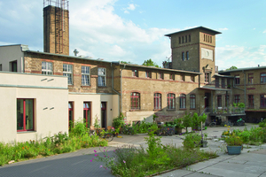  Die Genossenschaft Uferwerk hat die ehemalige Öle- und Essenzenfabrik in Werder zu Wohnhäusern umgebaut und mit Neubauten ergänzt 