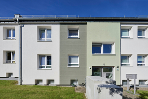  Nach und nach setzt die Wohnungsbaugenossenschaft Osnabrück eG bei ihren Immobilien energetische Sanierungen um. Im Falle des Meller Wohngebäudes gestaltete sie die Fassade anschließend anhand eines Konzepts des Brillux Farbstudios Münster 