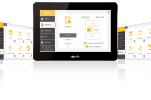  Auch ohne spezielle Vorkenntnisse ermöglicht die Sonnenschutzzentrale Somfy TouchBuco das einfache und intuitive Sonnenschutzmanagement verschiedener Fassaden 