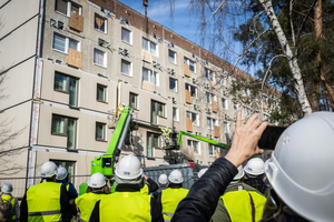  Im Rahmen einer Energiesprong on tour hatten 150 Interessierte am 11. Februar 2025 die Gelegenheit, serielles Sanieren live vor Ort zu erleben 