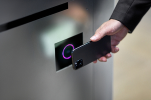  Betreiber sollten die Umrüstung ihrer Notrufsysteme rechtzeitig planen und auf zukunftssichere Technologien umsteigen, um einen sicheren und zuverlässigen Betrieb ihrer Aufzüge zu gewährleisten  