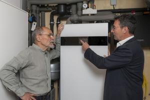  Je geringer der Wärmebedarf, desto weniger erneuerbare Energien benötigt der Gebäudebestand 