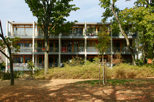  Die energetische Situation des infrarotbeheizten Mehrfamilien-Neubaus K76 in Darmstadt wurde in Bezug auf Effizienz, Kosten und Nachhaltigkeit wissenschaftlich untersucht – mit positivem Ergebnis 