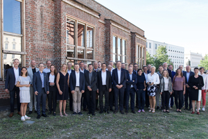  Gruppenfoto Lenkungsgruppe Runder Tisch  
