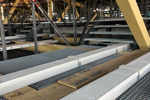   Für die Kapselung der Brandlast kamen 4-seitige Brandschutz-Kabelkanäle I 30 (gem. DIN 4102, Teil 11) zum Einsatz 