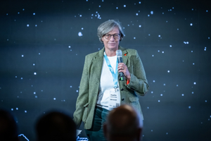  Interviewpartnerin: Angelika Hofmann-Nickel, Bereichsleiterin Baumanagement der BIM Berliner Immobilienmanagement GmbH 