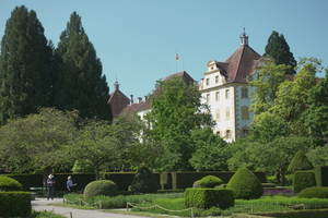  Die Liegenschaft „Kloster und Schloss Salem“ ging 2009 vom Haus Baden in den Besitz des Landes Baden-Württemberg über 