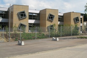  Die verwendete Beschichtung schützt den Holzwerkstoff 