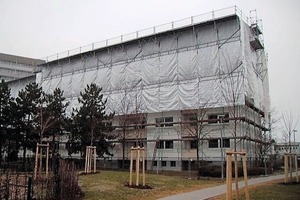  Auf Anraten des Mannheimer Architekten Wolfgang Barthel, der mit der Genehmigungs- und Ausführungsplanung einschließlich Bauüberwachung beauftragt worden war, entschied sich die SOKA-BAU als Eigentümerin der Liegenschaft für eine umfassende Sanierung. Die Arbeiten wurden sehr zügig durchgeführt 