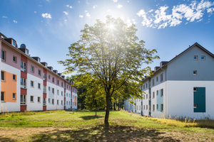  Trotz farblicher Unterscheidung bleiben die   Häuserblocks als Ensemble erkennbar 