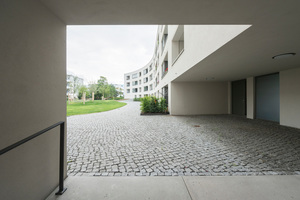  Der Gartenhof ist über Durchgänge mit der Weltkulturerbe-Siedlung Schillerpark und den umliegenden Grünanlagen vernetzt 