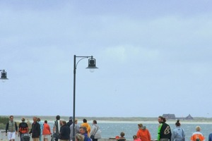  Bronze-Leuchten entlang der Strandpromenade von List auf Sylt, der nördlichsten Gemeinde Deutschlands  