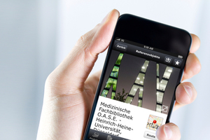  Die Sto AG hat ihr Online-Angebot mit der Sto-App 2.0 erheblich verbessert, denn der User hat jetzt direkt Zugriff auf die 16 Fassadendämmsysteme. Diese lassen sich über die fünf Filter Systemart, Brandschutzklasse, Dämmleistung, mechanische Belastbarkeit und Optik schnell nach Anforderungen sortieren. Die Detailansicht beinhaltet bei jedem System eine kurze Beschreibung der einzelnen Schichten sowie der dazugehörigen Produkte. Die Referenzdatenbank lässt sich schnell und komfortabel nach den Kriterien Objektart, Land und Produktgruppe durchsuchen. In der Detailansicht stehen alle wichtigen Informationen zum Projekt. Dazu zählen unter anderem Architekt, Ausführung, Bauherr und verwendete Produkte. Eine Landkarte gibt Informationen zum Standort. Die CAD-Details zeigen Detailzeichnungen für Produkte aus den Sparten WDVS, VHF, Fassadenprofile, In­­nendämmung und Akustik. Sie sind als PDF-Datei hinterlegt und kön­­nen aus der App heraus per Email verschickt werden. Die App gibt es kostenlos für iPhone, iPad und iPod im iTunes-Store.Sto AG79780 StühlingenTel. 07744 4457-0www.sto.de 