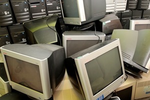  Alles neu: Im Zuge der Softwareumstellung wurde auch die alte Hardware gegen energetisch effizientere Modelle ausgetauscht. Die alten Rechner wurden an soziale Einrichtungen in den Quartieren gespendet 
