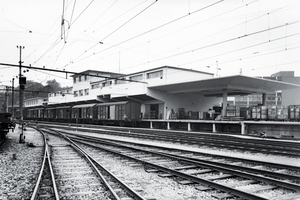  Die alte Güterhalle mit den Gleisbetten im Jahr 1962 lässt nicht ansatzweise vermuten, dass die Stadtentwicklung hier knapp 50 Jahre später ein bevorzugtes, innerstädtisches Quartier würde entstehen lassen 