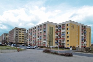  Zwei große Wohnblocks der SEEG Meißen (rechts) erhielten neue Fenster mit activPilot Comfort PAD. Ein dritter sieht seiner Sanierung entgegen 