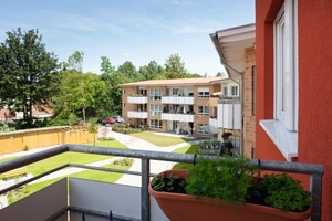  Eine Terrasse oder ein Balkon steigern die Wohnqualität um ein Vielfaches – besonders, wenn die Aussicht so schön ist 