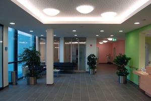  Foyer und Gemeinschaftsbereich im Pflegeheim 