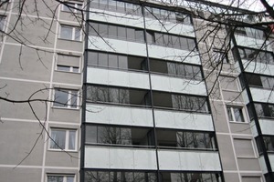 Insgesamt wurden 275 Glasflügel verbaut 