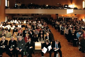  <div class=""><strong>Großer Saal in Oberstdorf</strong></div> 