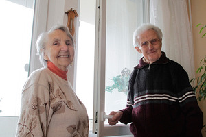  Die neuen Fenster erfüllen die hohen Anforderungen der KfW und schaffen ein behagliches Klima in der Wohnung von Annita und Gottfried Kunath 