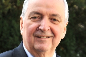  ... der ehemalige Bundesumweltminister Prof. Dr. K. Töpfer ... 