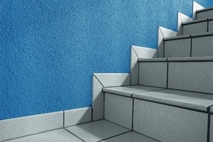  Freche Farbe, robuste Oberfläche: Treppenhauswand, verputzt mit orga­nischem Oberputz. Aufgrund der hohen mechanischen Belastbar-keit eignet sich diese Beschichtung auch für öffentliche Gebäude 