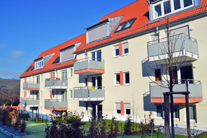  Die Häuser erreichen annähernd KfW-55-Effizienzhausstandard. Auch die Dachflächenfenster leisten einen aktiven Beitrag zum Klimaschutz 