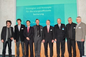  Von links: Ronny Meyer (Moderation), Dr. Burkhard Schulze Darup (Architekt Nürnberg), Klaus Salhoff (Knauf Gips KG), Christian Baumgart (Berufsm. Stadtbaurat und Stadtrat Würzburg; Präsident des Verbandes Deutscher Architekten- und Ingenieurvereine e.V.), Josef Mend (1. Bürgermeister Iphofen), Klaus Koch (Knauf Gips KG), Georg Sahner (Professor an der HS Augsburg; Architekt), Werner Haase (Architekt Karlstadt) 