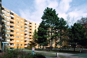  Der Hochschule Bochum dienten die Gebäude als Forschungsobjekt: Bauphysikalische und wirtschaftliche Aspekte von Fugendichtungsbändern in verschiedenen Dimensionen beziehungsweise PU-Dichtstoff in den Fassadenfugen wurden verglichen 